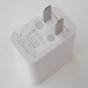 ■HUAWEI Super Charge HW-050450C01 CA36YMK7313730 100-240V 5V 2A / 4.5V 5A / 5V 4.5A ファーウェイ 未使用的物品 送料300円 (1)