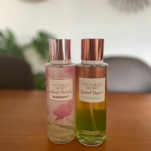 Victoria’s Secret ボディミスト 2点セット