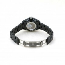 シャネル CHANEL J12 33mm H5701 ブラック文字盤 新品 腕時計 レディース_画像3