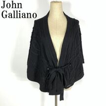 LA9657 ジョンガリアーノ ウールポンチョ 黒 カシミヤアンゴラ混John Galliano ブラック ウエストリボン紐付き フリーサイズ_画像1