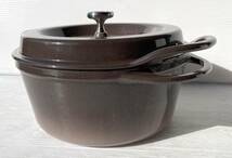 ★☆VERMICULAR バーミキュラ OVEN POT ROUND オーブンポットラウンド 22cm キッチン用品 箱 両手鍋☆★_画像8