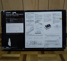 説明書は無く、箱裏に簡単な説明あります。