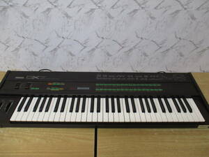 ●TJ-685 『YAMAHA ヤマハ DX7 』　シンセサイザー 通電確認済み　ケース付き　鍵盤楽器 　現状渡し