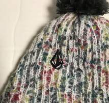 送料無料 Volcom ボルコム Beanie ビーニー ニットキャップ ポンポン付き キャップ 帽子 マルチカラー_画像2