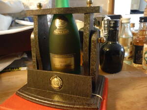  レミーマルタン　ナポレオン　　　ミニボトル　木製振り展示台入り　５０ｍｌ　　　 未開封 未使用　古酒