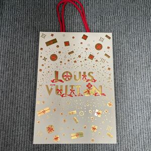 新品未使用　ルイヴィトン　LV LOUIS VUITTON ショッパー　クリスマス限定　クリスマス　ギフト　ショップ袋　紙袋