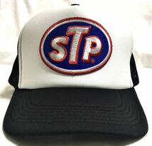 STP パッチトラッカーキャップ　ホワイト×ブラック　新品　アメカジ　スナップバック_画像3