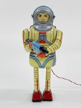 ■SCHYLLING社■リモコン ブリキ SPACE MAN■箱付き■_画像3