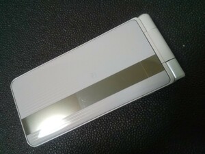 【未使用近⑥ 送料無料】docomo P-01J P-smart ケータイ ホワイト 白ロム 防水 防塵 Wi-Fi Bluetooth ワンセグ 赤外線通信 残債無し 判定○