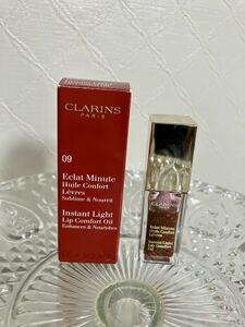  Clarins comfort lip oil 09 red Berry gram 