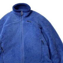 2000円スタート♪ USA製 patagonia パタゴニア R1 フリースジャケット ポーラテック ネイビーブルー 青 紺 XSサイズ レディース 古着_画像3