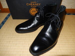 ★美品 JOSEPH CHEANEY＆SONS チーニー チャッカブーツ カーフレザー 革靴 黒 7・1/2Ｆ 箱付き 英国製/ クロケットアンドジョーンズ好きも