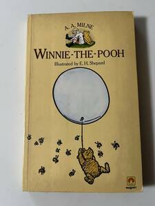 英文　A. A. Milne, Winnie-the-Pooh (A Magnet Book, 1978), pp.145.