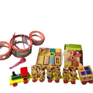 木のおもちゃとドラムのおもちゃまとめて 中古品