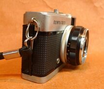 l139 OLYMPUS TRIP 35 レンジファインダー フィルムカメラ サイズ：約 幅11.5×高さ7×奥行5.5ｃｍ /60_画像3