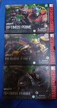 [中古品] YoloPark Rise of the Beasts シリーズ　オプティマスプライム + バンブルビー + オプティマスプライマル + 武器アドオン_画像2