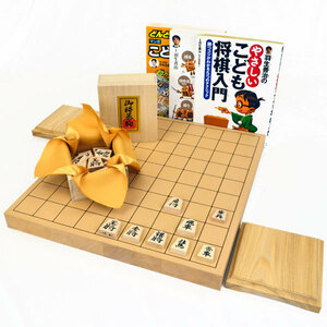  wooden shogi introduction set . new katsura tree 1 size desk shogi record / white . on carving piece / piece pcs / shogi introduction book@(1 pcs. selection )