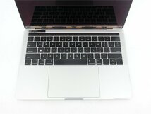 中古　MacBookPRO　A1706　英語キーボード 　　本体止めネジ欠品　詳細不明　ノートPCパソコン　ジャンク品　送料無料_画像2