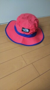 5回程度使用☆ノースフェイス☆THE NORTH FACE☆HORIZON HAT☆ホライズンハット☆定価5170円☆ハット☆帽子☆取り外し可能のストラップ☆M