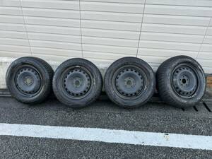 ルノーカングー195/65R15タイヤホイールセットスタッドレス付き