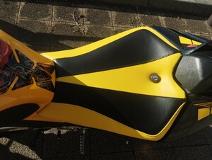  Aprilia RS4 125 custom seat yellow / black original base free shipping front seat 