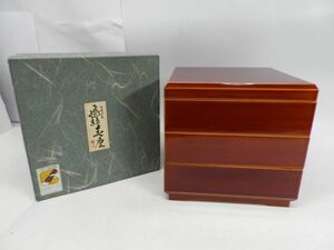 57●a330☆未使用保管品　伝統工芸　飛騨春慶　亀甲仕切重（三段） 横19.5×高18.5cm　天然木　漆塗装　漆器　元箱　現状