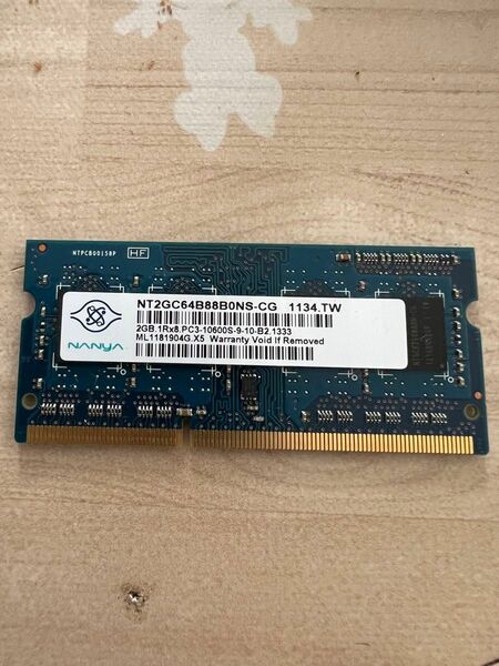 NANYA PC3-10600S 1333Mhz 2GB 1枚