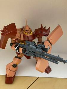 HGUC 1/144 「フル・フロンタル 専用機 ギラ・ドーガ 」箱説無し　組み立て済み　ユニコーンガンダム