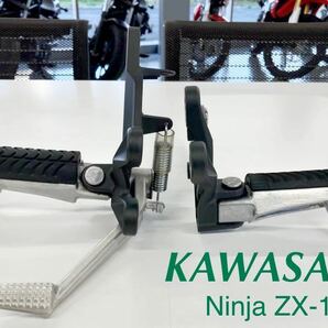 《WB202》KAWASAKI Ninja ZX-14R 純正 フットレスト 35063-0853-18R 35063-0854-18R 中古美品