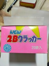 NEW　２Ｂクラッカー　100本入り　マッチ擦り用　2B弾　クラッカーボール　爆竹仲間　昭和レトロ　花火　新品　数に限り有り　　_画像4