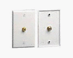 【中古】Leviton C5256-W Smooth Flush Mount Wallplate, Provides 75-Ohm Connecto