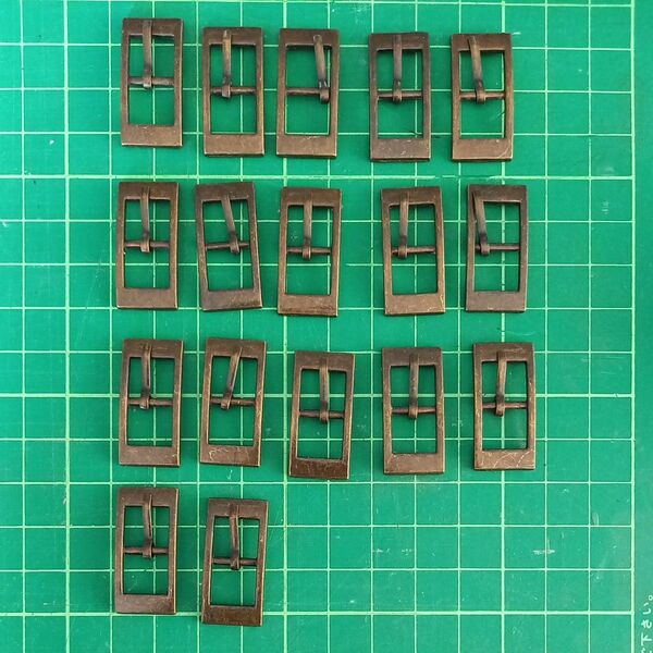 バックル ベルトカン 16個 アンティーク 古美 ブレスレット