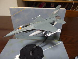 ジャンク F-16 ファルコン ハセガワ 1/72 塗装完成品 FIGHTING FALCON バイパー