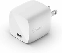 新品 送料無料 Belkin ベルキン 充電器 USB-C 30W PD 急速充電 GaN 窒化ガリウム 折りたたみ式プラグ BOOSTCHARGE WCH001dqWH-A _画像1