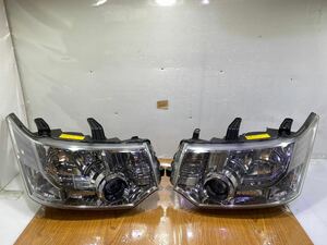 ★迅速★ 三菱 デリカ D5 純正 HID ASSYバラスト ラベ付 ヘッドライト 左右 KOITO100-87918 CV1W CV2W CV4W CV5W i848