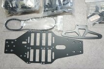 [SK][A4035280] 未使用未組立品 YOKOMO ヨコモ YR-4J 4WD RACER レーサー CAR KIT_画像2