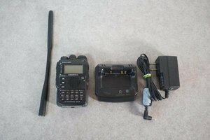 [QS][A4019980] YAESU ヤエス STANDARD スタンダード VX-8D トランシーバー SBR-14LI/PA-48A/CD-41 バッテリー チャージャー 付属