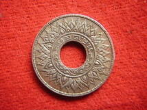 ♯世界の銀貨　THAILAND 10 SATANG BE2484(1941-) (.650 silver)　外径約19.1㎜　量目約2.47g　中古並品～_画像4