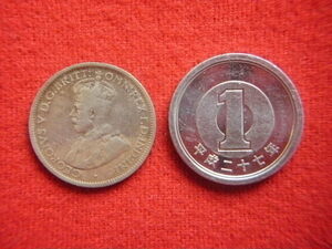 ※世界の銀貨　AUSTRALIA (GEORGIVS V) SIX PENCE 1928- (.925 silver)　外径約19.25㎜　量目約2.77g　中古並品～ 