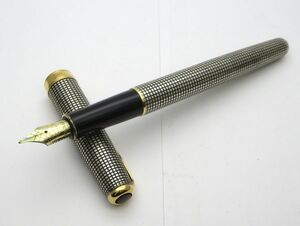 1000円スタート 万年筆 PARKER パーカー ソネット ペン先18K 750 F刻印 シルバー×ゴールド 格子柄 文房具 筆記用具 11 O60034