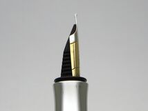 1000円スタート 万年筆 GRAF VON FABER-CASTELL ファーバーカステル クラシックコレクション ペン先EF 750 18ct刻印 付属品付 11 O60020_画像3