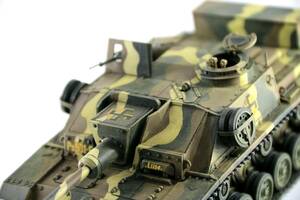 1/35 Ⅲ号突撃砲G型フィンランド軍 塗装済み完成品完成品 StuGⅢG