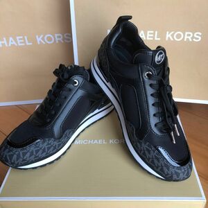 マイケルコース【MICHAEL KORS】スニーカー　6.5M (23.5cm)