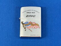 未使用/保管品 ZIPPO/ジッポ UNITED STATES OF AMERICA SINCE 1932 WIND PROOF LIGHTER 1999年製 アメリカ ライター 喫煙 煙草 タバコ 葉巻_画像2