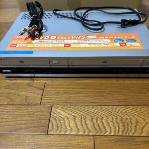 VHS・DVD再生可能★リモコン★SONY SLV-D383P★ビデオデッキ　DVDプレーヤー中古品