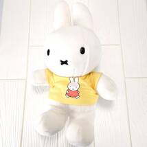 miffy ミッフィー柄 Tシャツ 着用 ミッフィー ぬいぐるみ 着せ替え セキグチ Dick Bruna_画像1