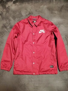 NIKESBスノーボードコーチジャケットバーガンディーMサイズ