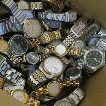 腕時計大量セット 100個以上 SEIKO BULOVA LANVIN TISSOT CITIZEN TECHNOS ORIENT ELGIN 等/メンズ/レディース/ブランド/大量/点/kg_画像4