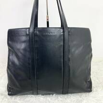 1円【美品 入手困難】ロエベ LOEWE トートバッグ ビジネスバッグ アナグラム 総柄 ナッパレザー A4◎ 肩掛け◎ 本革 メンズ 黒 ロゴ 金具_画像2