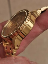ニクソンのレディース腕時計　ゴールド　ラインストーン_画像6